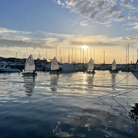 Vic And Sunny's Houseboat * Alghero
